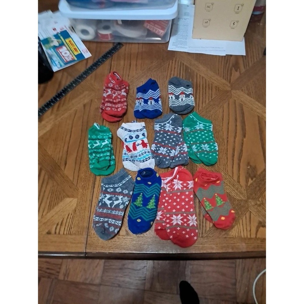 Cute Christmas Ankle Socks Kids One Size Multicolor Snowman Reindeer Lot 11pk